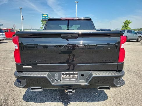 Used 2021 Chevrolet Silverado 1500 Custom Trail Boss w/ Midnight Edition AWD/4WD image 5
