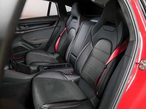 Certified 2025 Porsche Panamera GTS AWD/4WD image 13