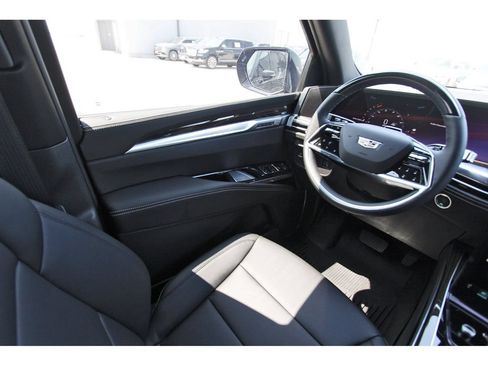 New 2026 Cadillac Escalade 2WD image 8