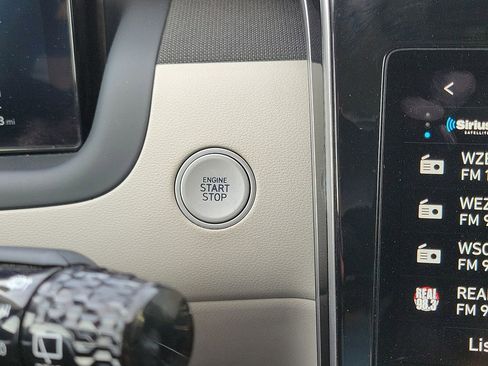 Used 2023 Hyundai Tucson Limited image 18