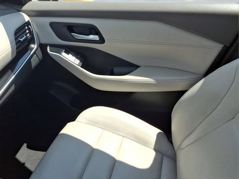 Certified 2023 Nissan Rogue SL w/ SL Premium Package AWD/4WD image 26