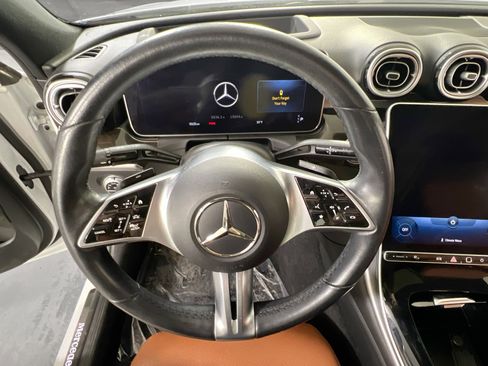 Used 2022 Mercedes-Benz C 300 4MATIC Sedan image 11