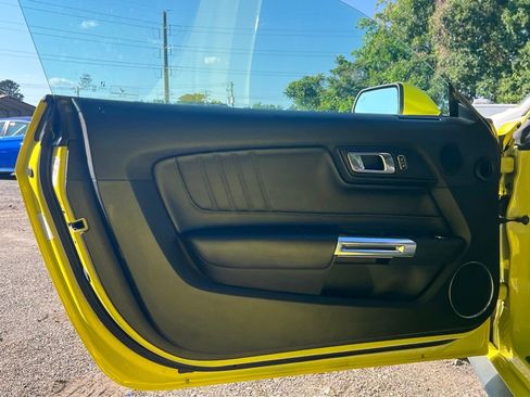 Used 2021 Ford Mustang Premium RWD image 13