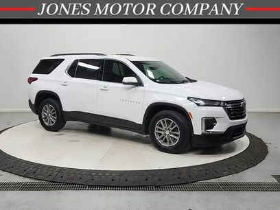 Used 2022 Chevrolet Traverse LT