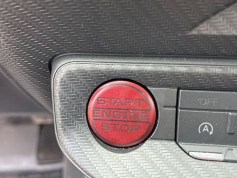 Used 2024 Ford Mustang Coupe RWD image 20
