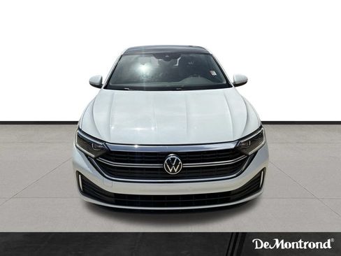 Used 2024 Volkswagen Jetta SEL FWD image 1