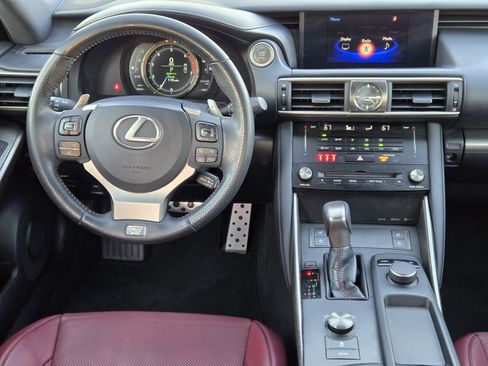 Used 2018 Lexus IS 300 F-Sport Package image 32