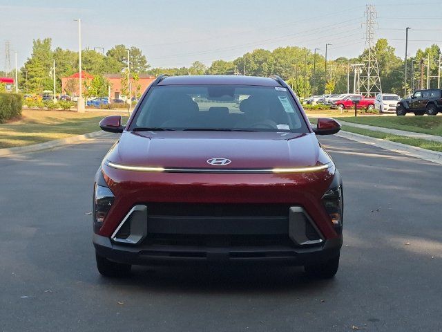 Used 2025 Hyundai Kona SEL FWD image 8
