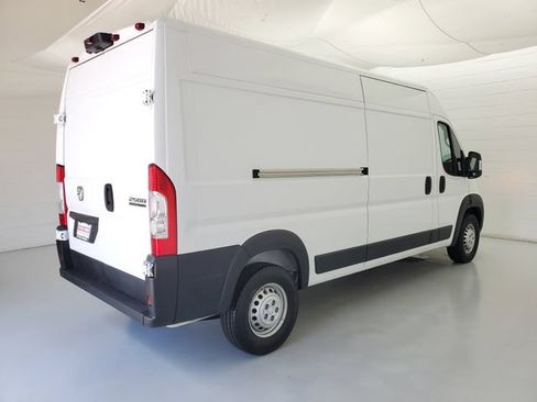 Used 2026 RAM ProMaster 2500 w/ Convenience Group FWD image 5