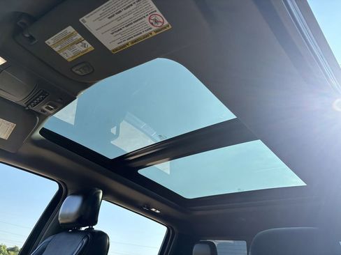 Used 2017 Ford F250 Lariat w/ Lariat Ultimate Package image 25