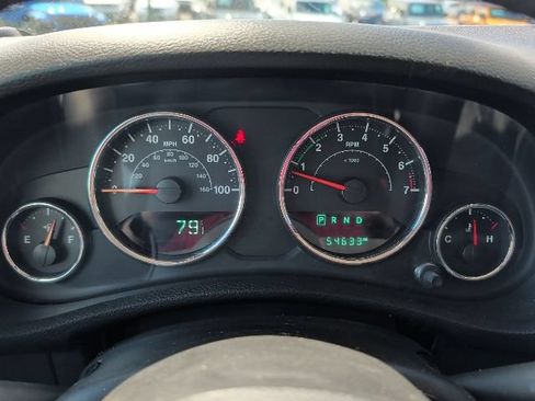 Used 2018 Jeep Wrangler Sport AWD/4WD image 7