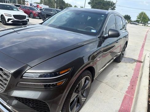 Used 2025 Genesis GV80 3.5T Prestige AWD/4WD image 3