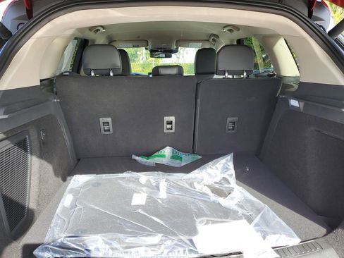 New 2026 Lincoln Corsair Premiere FWD image 6