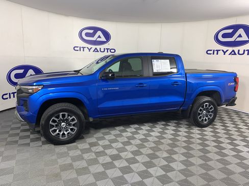 Used 2023 Chevrolet Colorado Z71 w/ Z71 Convenience Package 2 AWD/4WD image 6