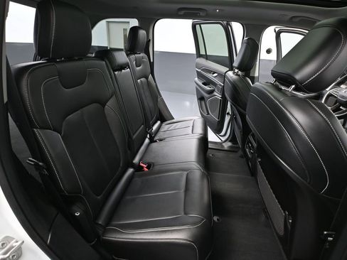 Used 2022 Jeep Grand Cherokee Limited 4xe image 44