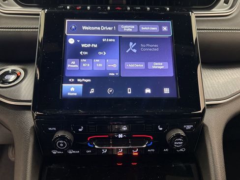 Used 2024 Jeep Grand Cherokee Altitude image 23