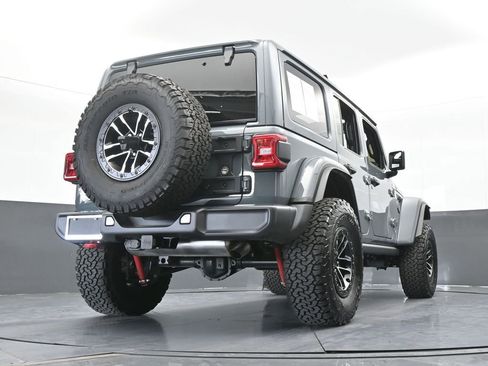 Used 2026 Jeep Wrangler Unlimited Rubicon w/ Xtreme 35 Tire Package image 55