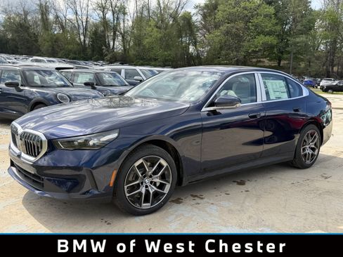 Used 2026 BMW 530i xDrive w/ Premium Package AWD/4WD image 1