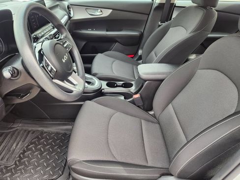 Certified 2023 Kia Forte LX FWD image 8