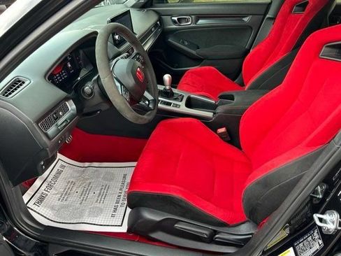 Used 2023 Honda Civic Type R image 11