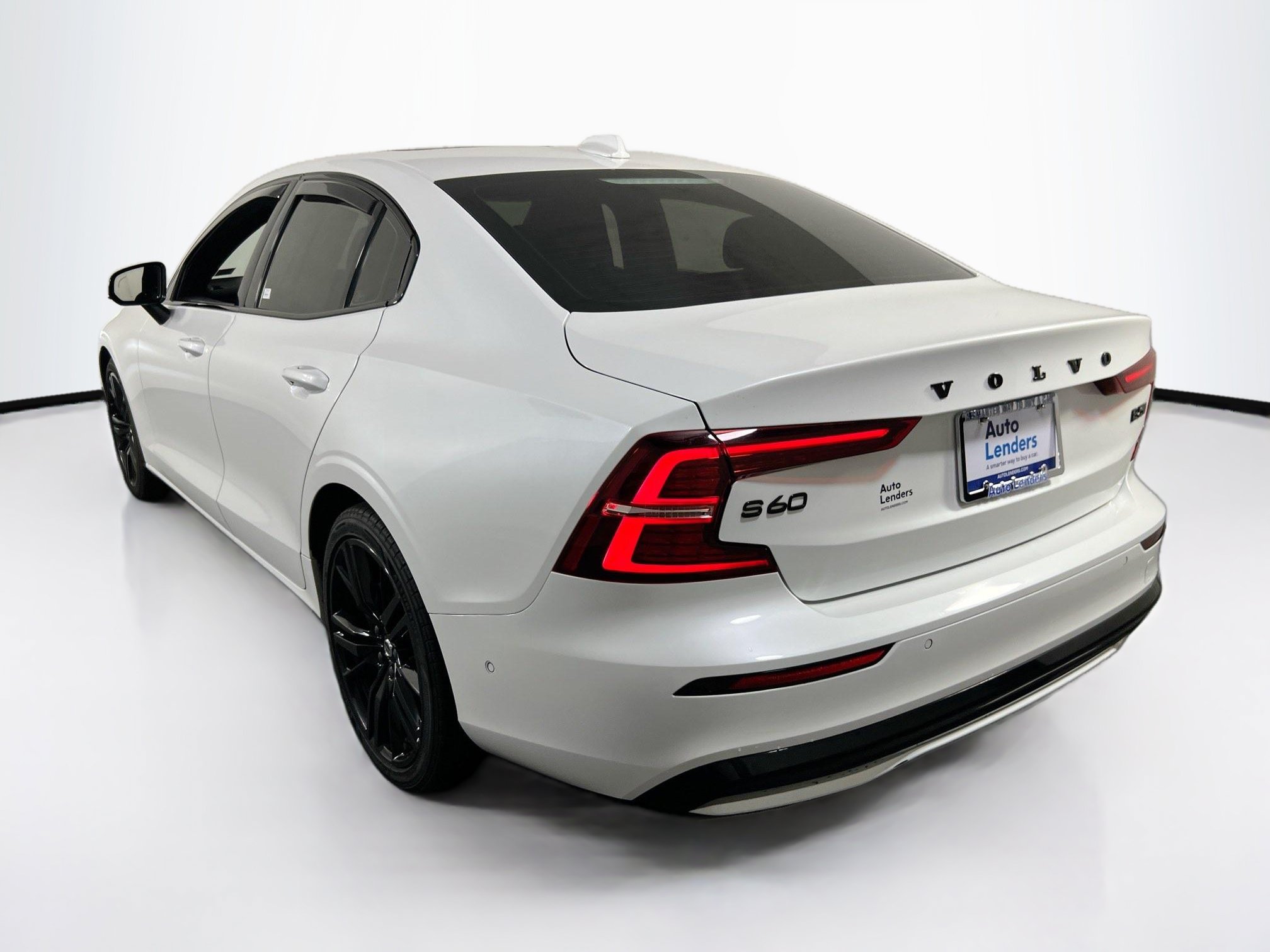 Used 2023 Volvo S60 B5 Plus w/ Climate Package AWD/4WD image 7
