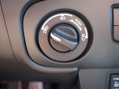 Used 2026 Nissan Frontier SV w/ All-Weather Content Package AWD/4WD image 22