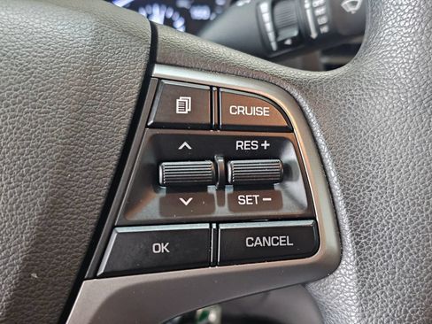 Used 2018 Hyundai Elantra SEL FWD image 41