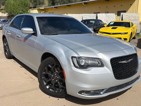 Used 2020 Chrysler 300 S AWD/4WD image 1