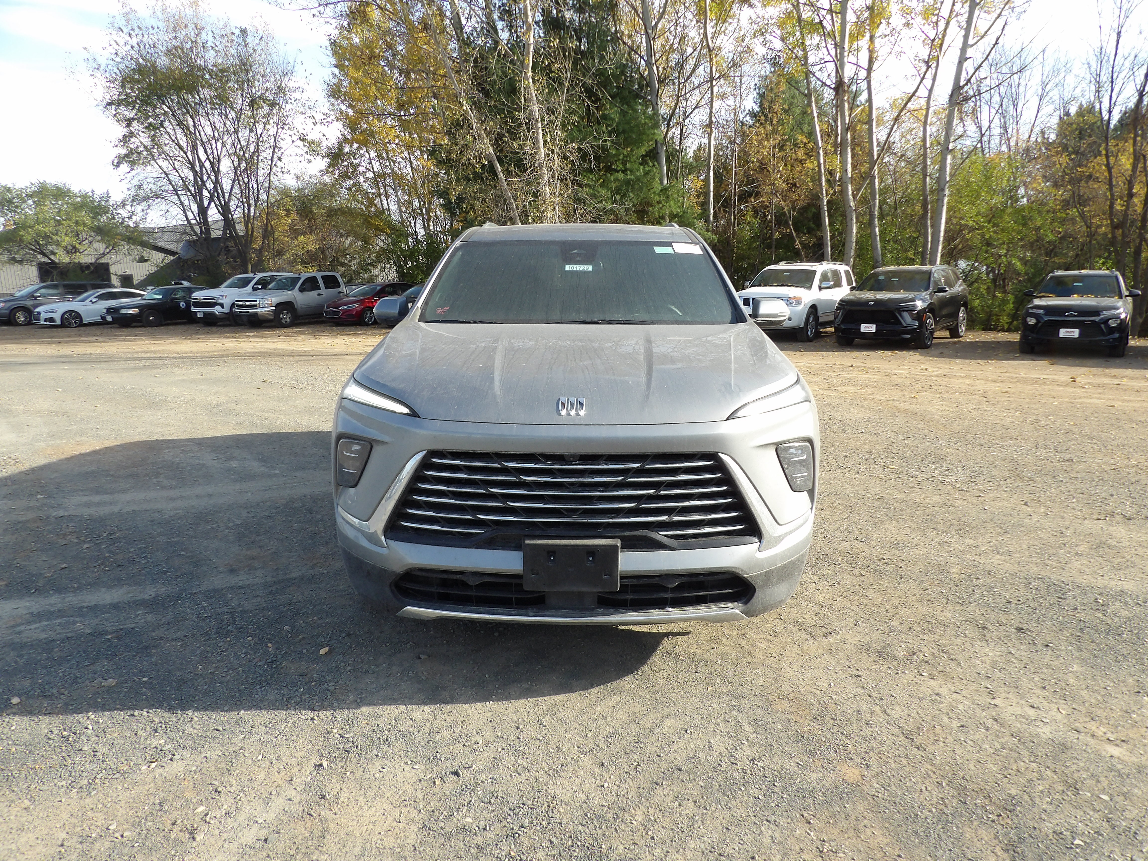 Used 2026 Buick Enclave Preferred AWD/4WD image 2