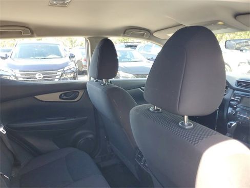 Used 2017 Nissan Rogue Sport S w/ S Appearance Package image 28