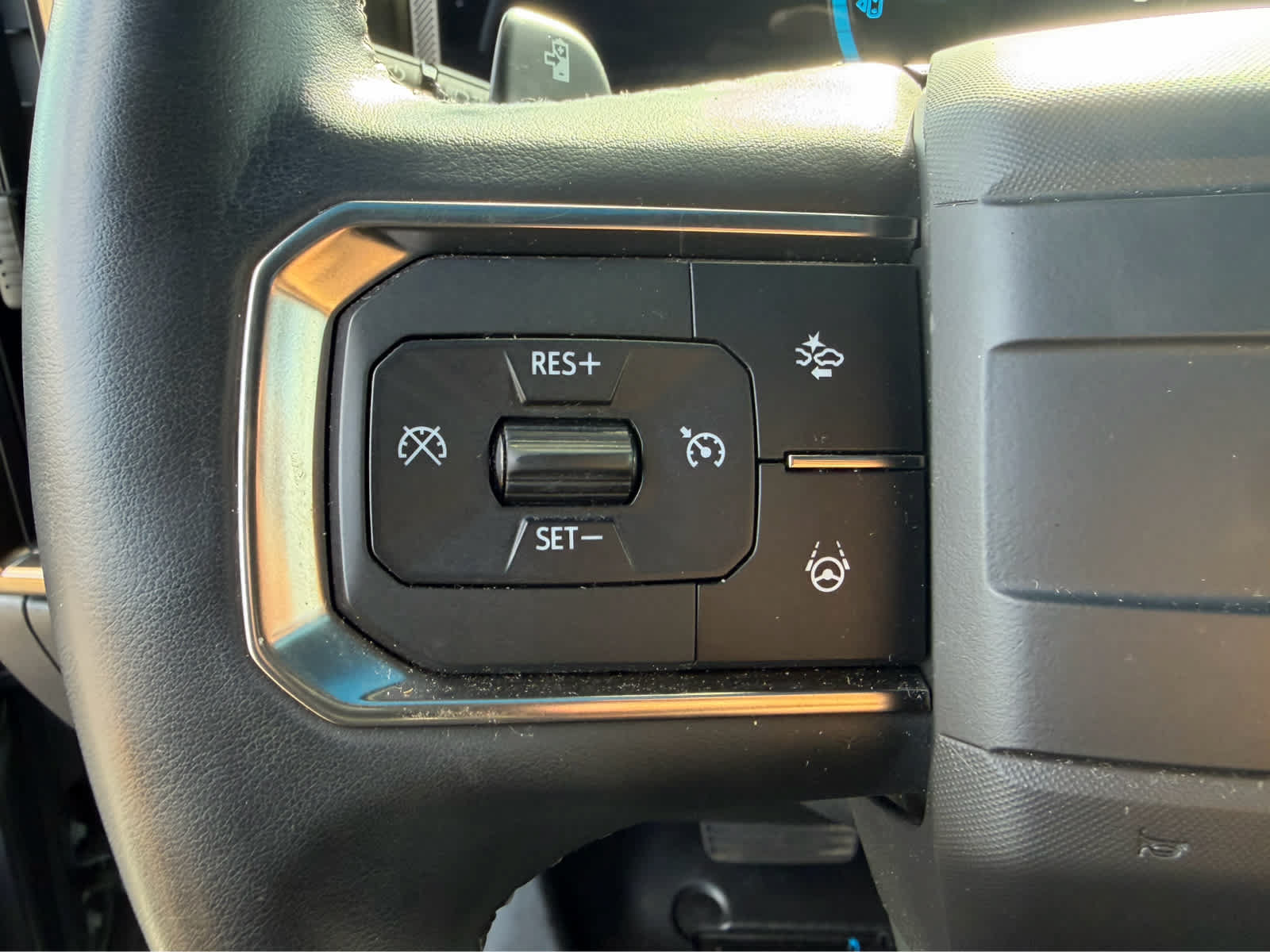 Used 2024 GMC Hummer EV 3X AWD/4WD image 16
