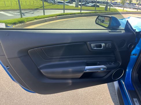 Used 2019 Ford Mustang GT Premium w/ Performance Package - Level 2 RWD image 14