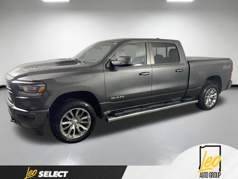 Used 2023 RAM 1500 Laramie AWD/4WD image 2