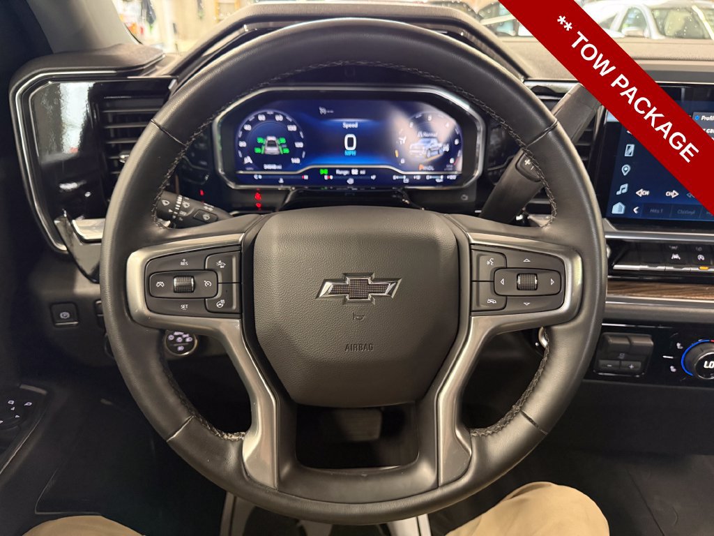 Used 2023 Chevrolet Silverado 1500 RST AWD/4WD image 16