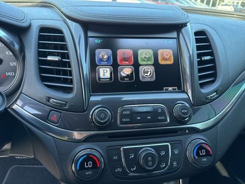 Used 2015 Chevrolet Impala LT w/ Convenience Package image 5