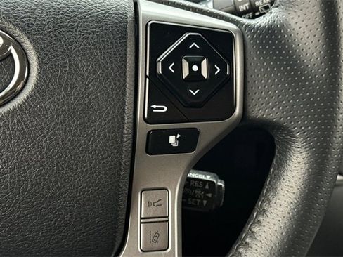 Used 2020 Toyota 4Runner SR5 Premium w/ Moonroof Package image 28