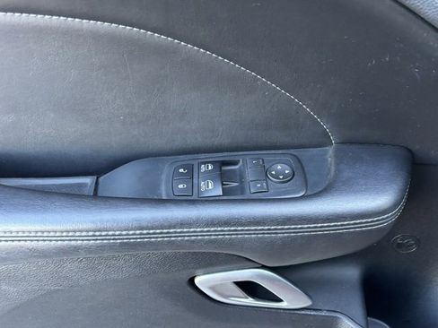 Used 2018 Dodge Challenger SXT Plus image 10