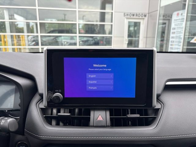 Used 2025 Toyota RAV4 XLE w/ Convenience Package AWD/4WD image 16
