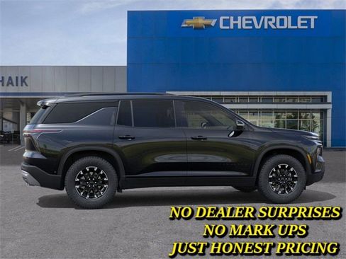 New 2026 Chevrolet Traverse Z71 w/ Driver Confidence Package image 5