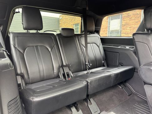 Used 2019 Ford Expedition Limited w/ Special Edition Package AWD/4WD image 22