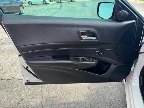 Used 2019 Acura ILX FWD image 11