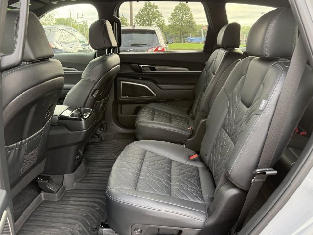 Used 2024 Kia Telluride EX X-Line AWD/4WD image 10