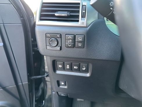 Used 2023 Lexus GX 460 Luxury image 29