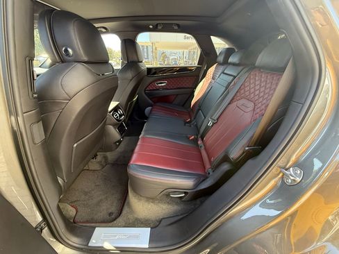 Certified 2021 Bentley Bentayga Speed image 36