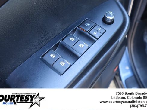 Used 2016 Toyota Highlander Limited Platinum AWD/4WD image 25