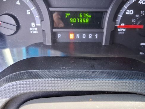 Used 2014 Ford E-150 and Econoline 150 w/ Power Group RWD image 11