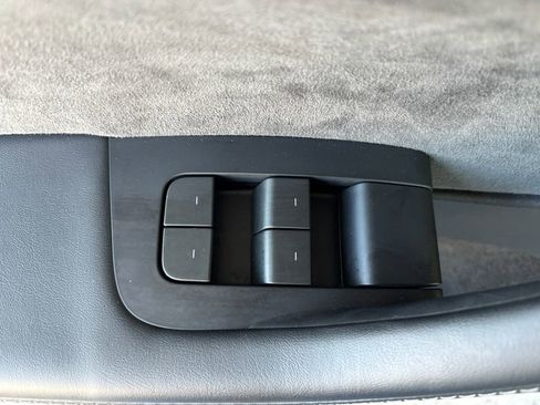 Used 2024 Tesla Model Y Long Range image 21