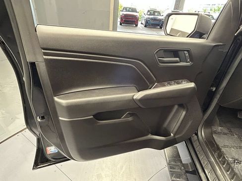 Used 2026 Chevrolet Colorado W/T w/ WT Custom Package RWD image 41