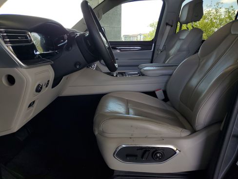 Used 2022 Jeep Wagoneer Series II w/ Premium Group I image 17