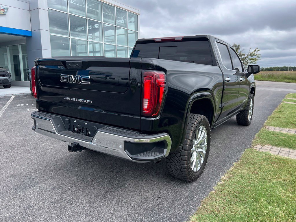 Used 2026 GMC Sierra 1500 SLT w/ SLT Premium Plus Package AWD/4WD image 4